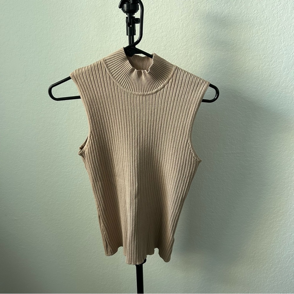🌿 Madison Grey Ribbed Knit Tank Top - Beige